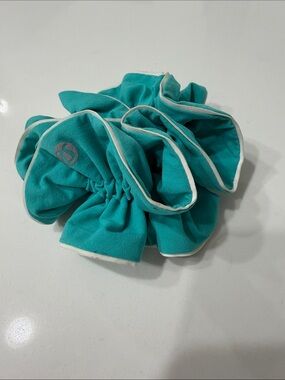 Lululemon Teal Scrunchie with White Trim